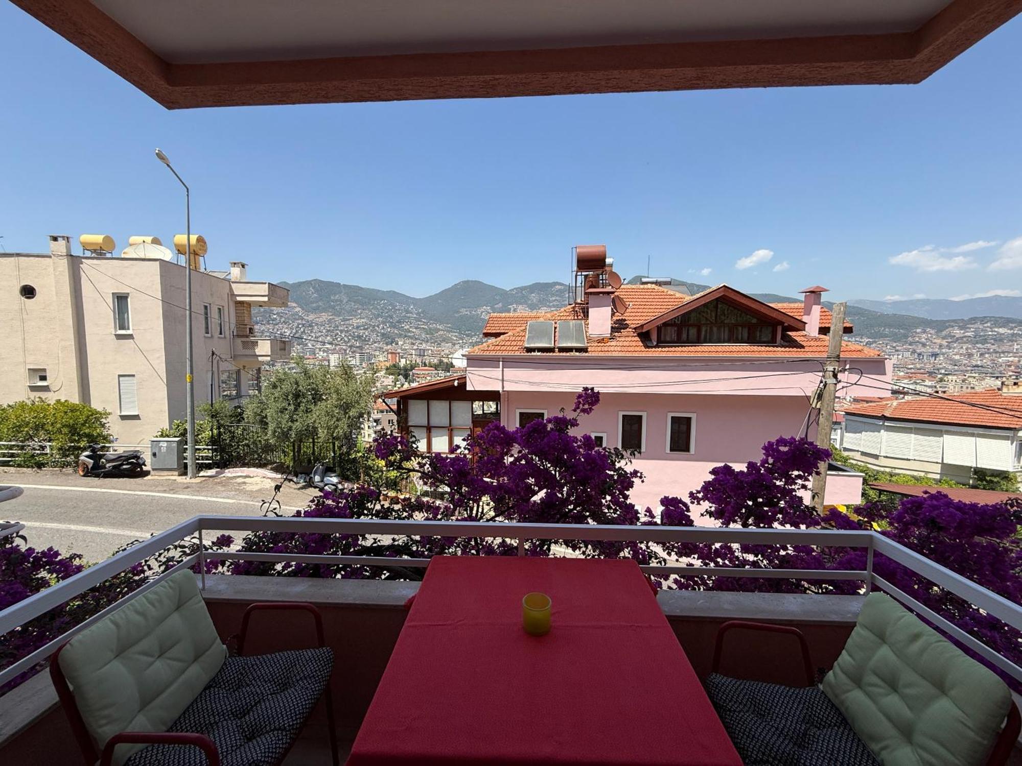 Dom wakacyjny Duplex House On The Castle Road With A Seaview Alanya