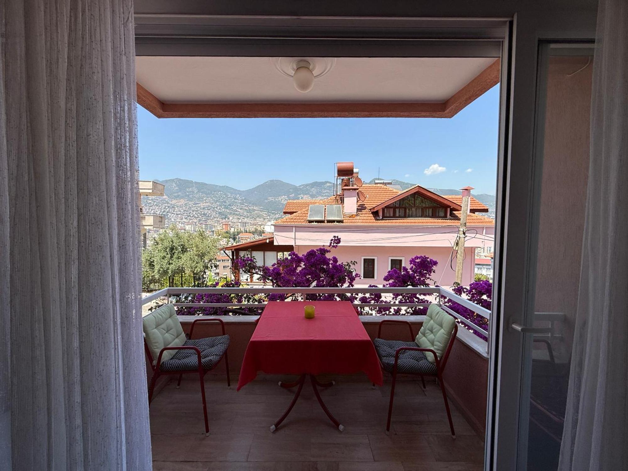 Duplex House On The Castle Road With A Seaview Alanya